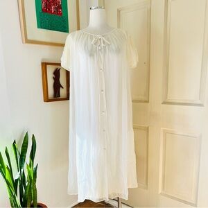 Gossamer Artemis Peignoir. Vintage 1960’s!